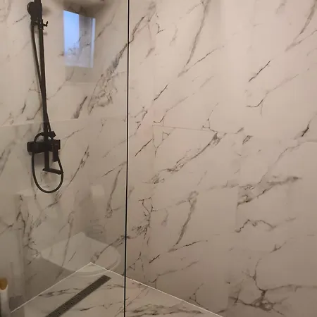 Apartment Bloom Alba Iulia